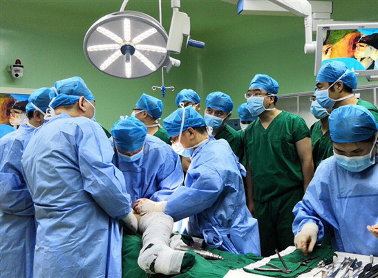 海口:移植肋软骨让“不死的癌症”获新生