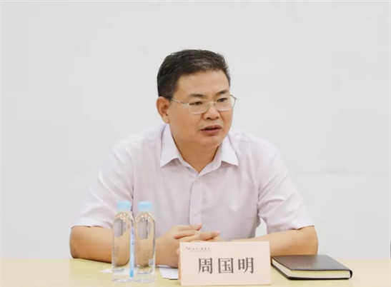 海南省卫生健康委副主任周国明到海南口腔医院调研主题教育