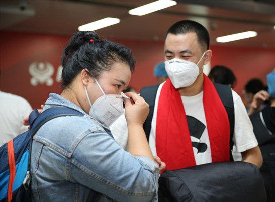 海南省肿瘤医院汪通源：舍小家  才能顾大家