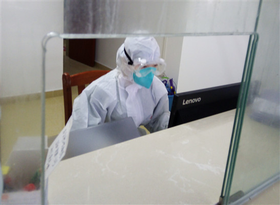 海医二附院吴丽丽:在疫魔面前,我们每个人都是英勇的战士