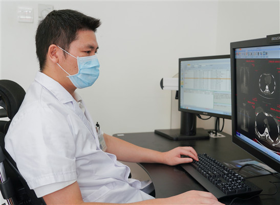 疫情之下的放射科：危险与温情并存