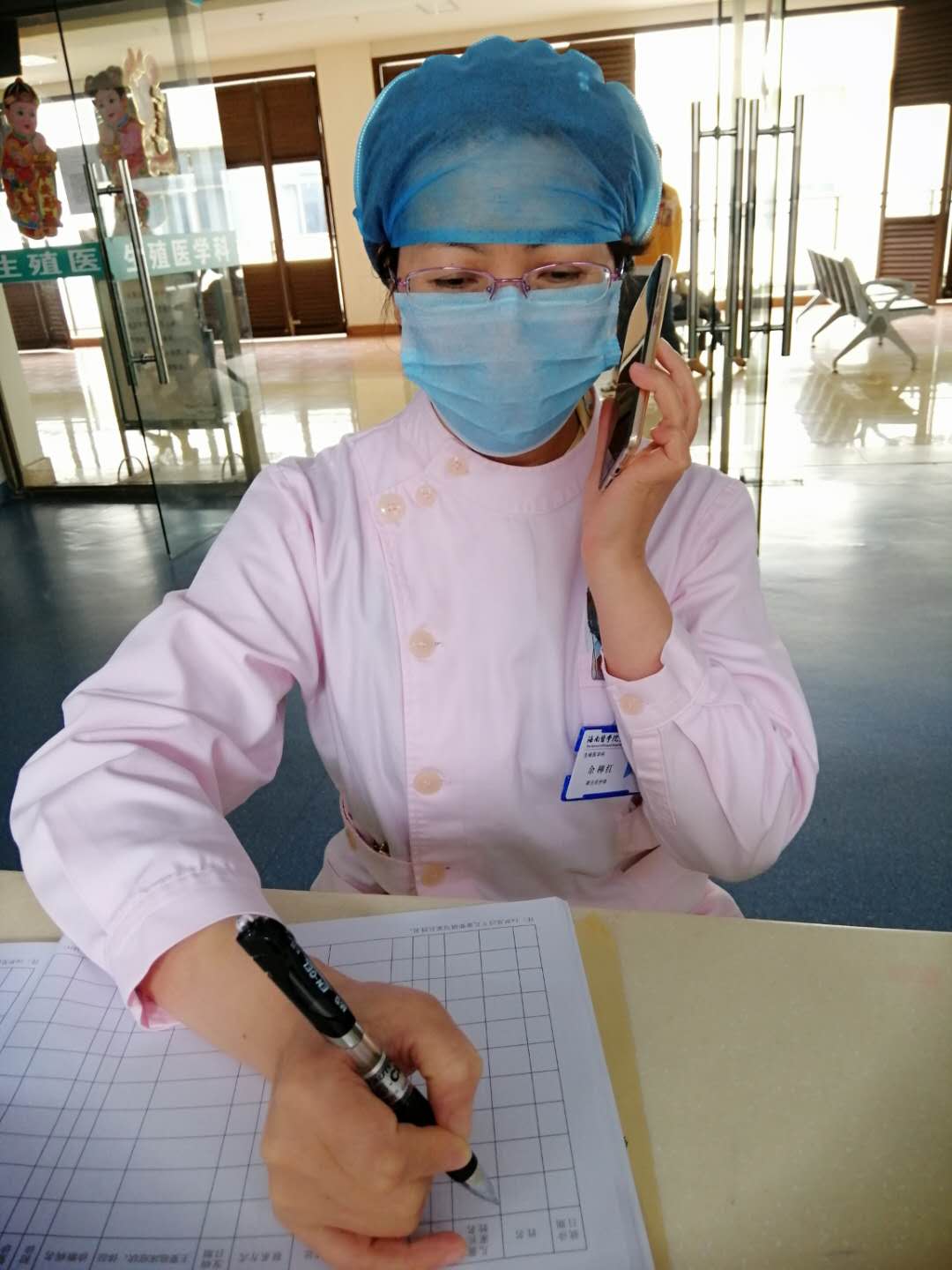 海医二院余柳红 ：一段刻骨铭心的心理辅导经历