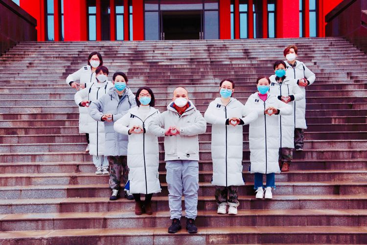 愿你,千里归来年愈少 微笑,时时犹带武樱香