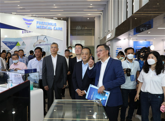 “永不落幕”国际创新药械展开幕    300余种国际先进药械展出