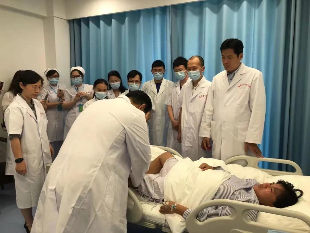 博鳌研究型医院完成中国首例全球创新软骨再生技术