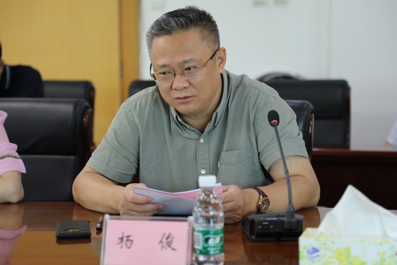 海南省药品临床综合评价中心揭牌成立