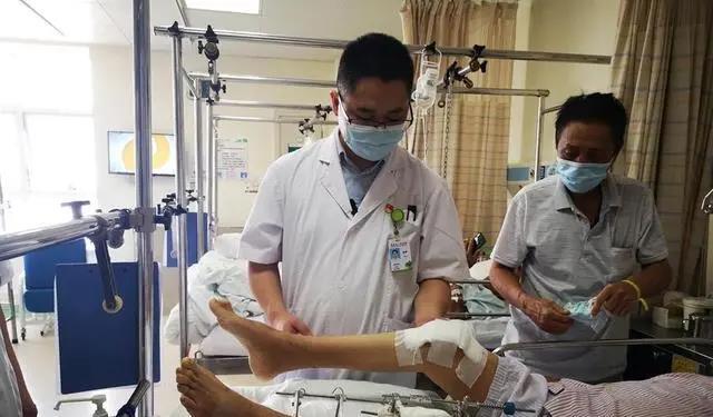 青年医师熊军：“让我当你的人生支柱”