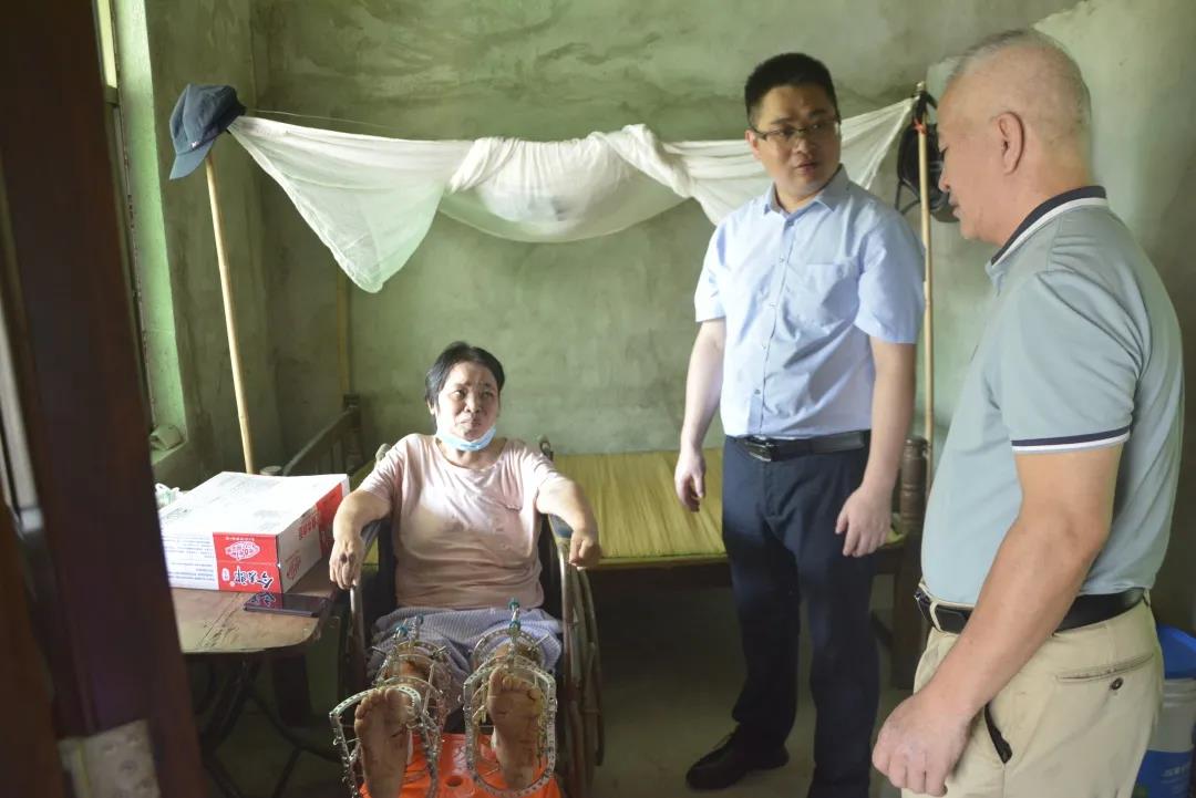 青年医师熊军：“让我当你的人生支柱”