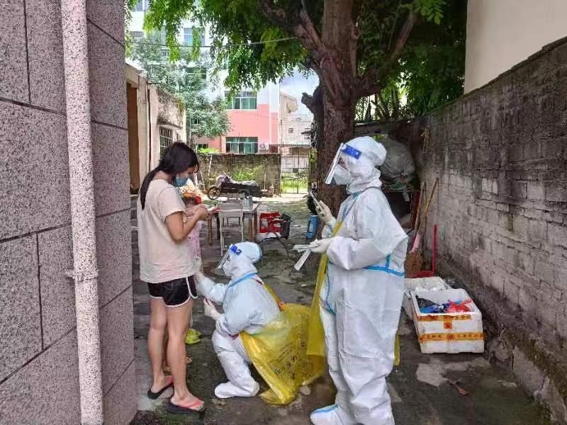 为了海岛,他们挺身而出 ——海南省人民医院战“疫”缩影