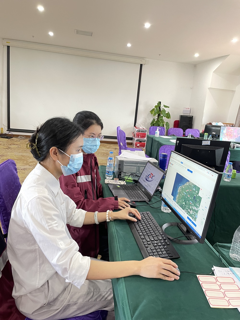 曾月:“疫线”勇往直前的女先锋