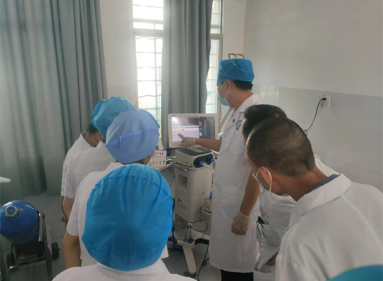 保亭医疗集团“全闭环”救治危重症脑出血患者