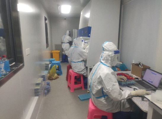 “疫情不退,我们不退” ——海南省肿瘤医院支援三亚抗疫团队速写