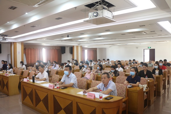 海南省卫生健康委员会举办“建功自贸港 喜迎二十大”演讲比赛