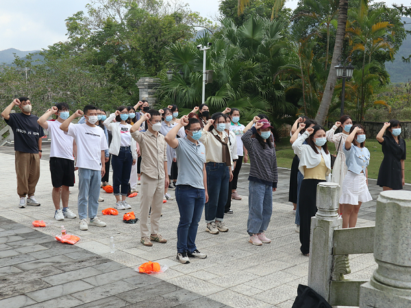 海南省人民医院青年团干母瑞山党性教育培训班成功举办