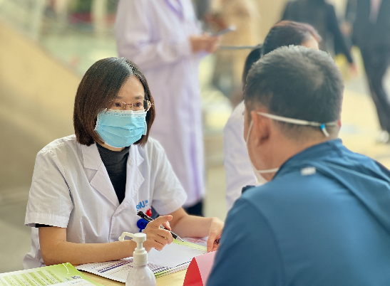 海医二院开展“世界肾脏日”义诊