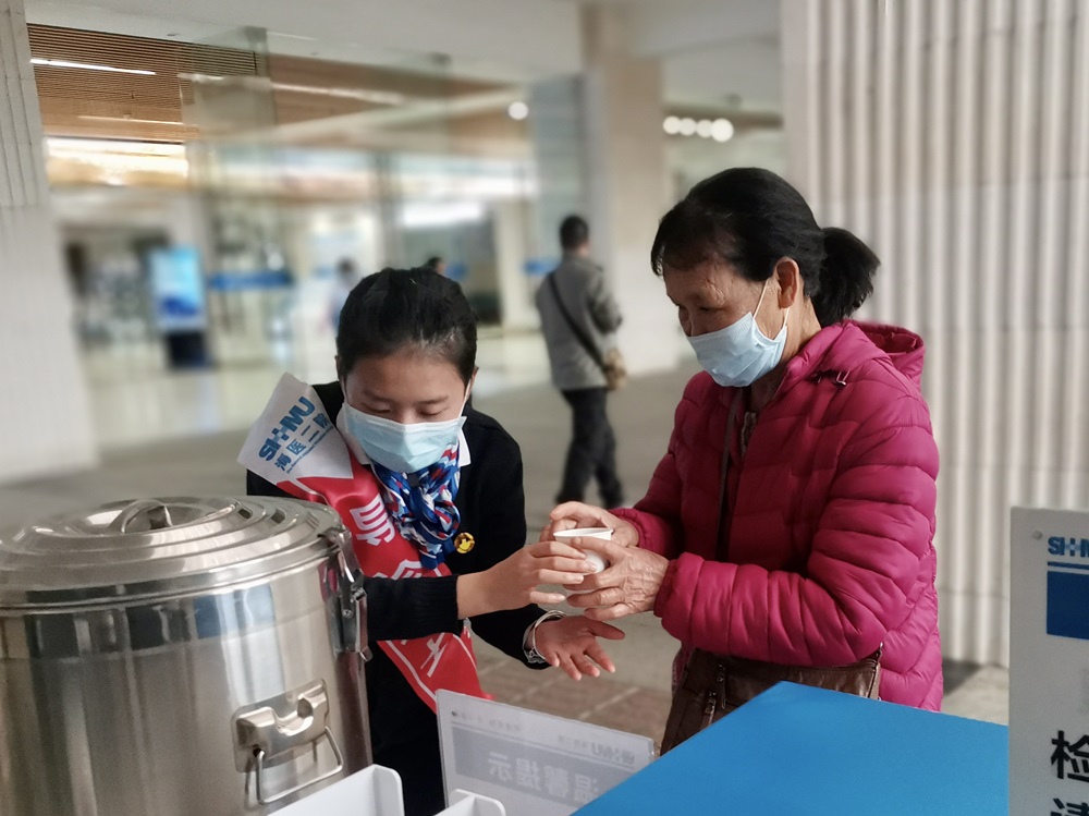 这家医院一杯热姜茶让患者“心里暖暖的”