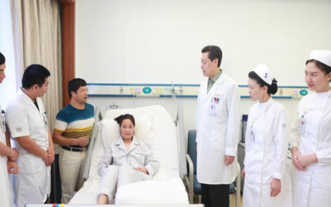 三亚：帕尼古丽的高难度保肾手术成功了
