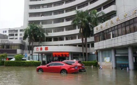 台风夜袭椰城  医、军、消防守护一方平安