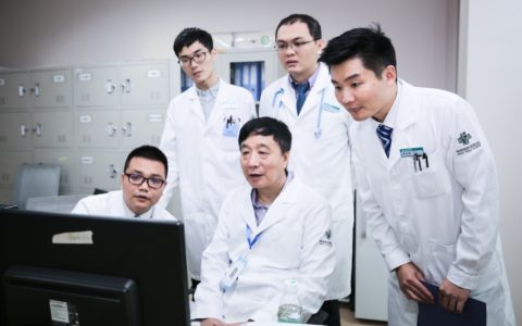 “这下子我放心了” ——“知名京医海南行”省肿瘤医院活动侧记