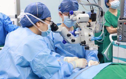 国内首例参天PRESERFLO引流器植入手术在博鳌超级医院完成