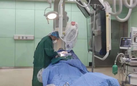 男子深夜肝癌破裂，三亚医生成功救回