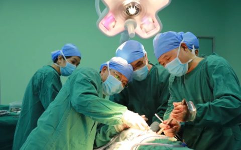 抗疫纪实｜铸坚强后盾  为生命站岗