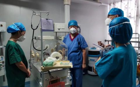 三亚市人民医院新生儿科：托起生命曙光