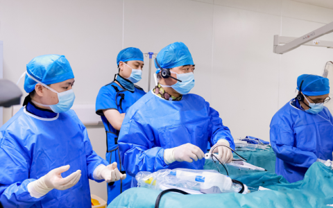 葛均波院士在乐城开展首次RotaPro先行先试带教手术