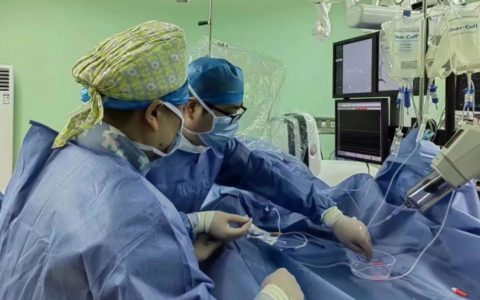 海南省第二人民医院一天开展两例四级脑血管内介入手术