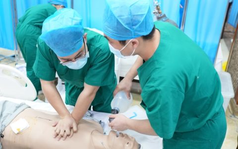 中国毕业后医学教育省际联盟2023年住培技能大赛胜利闭幕