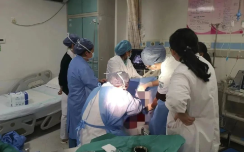 海南省人民医院多学科协作帮助顺产宝妈解决“难缠”的胎盘植入