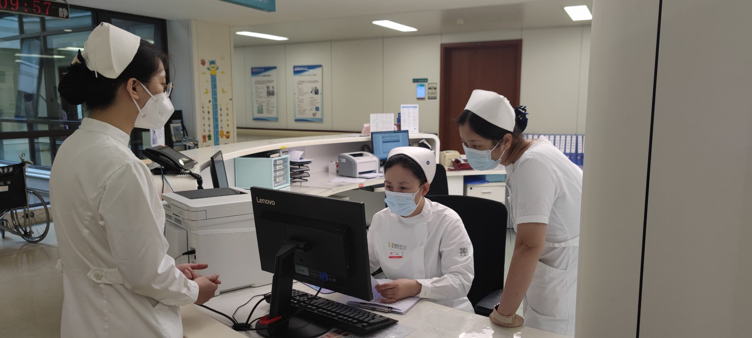 解放军总医院护理质量督导专家组来海南医院指导帮带