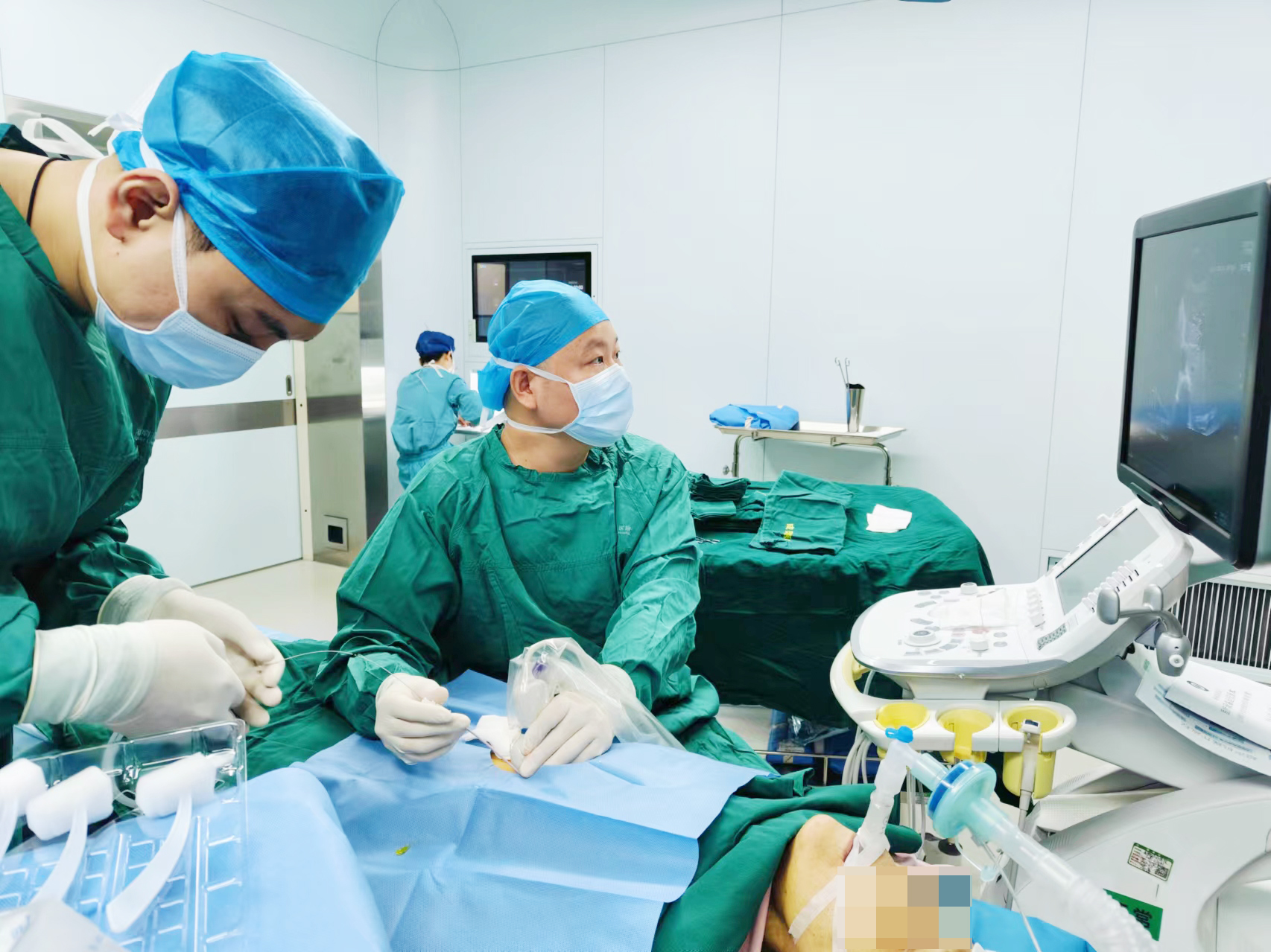 海南省肿瘤医院开展“超时长”超声造影诊疗技术