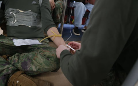 解放军总医院海南医院开展纪念5.12国际护士节演训拓展活动