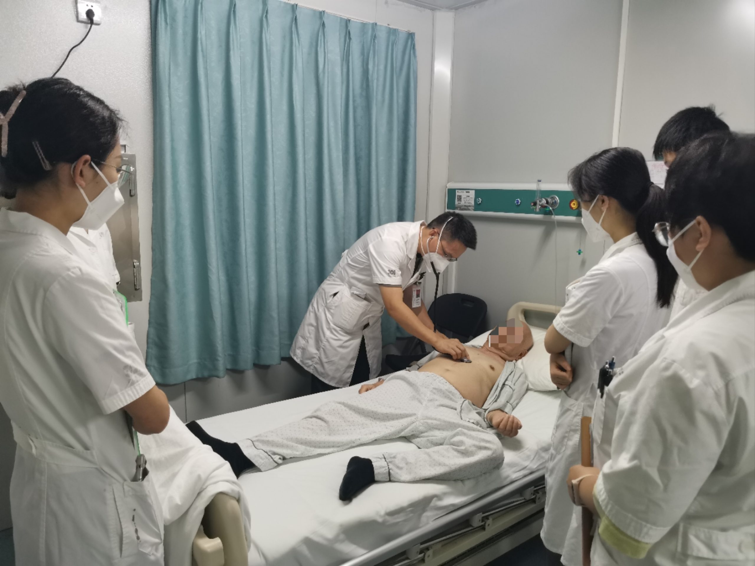 一站式诊疗 助多病共患高龄患者转危为安