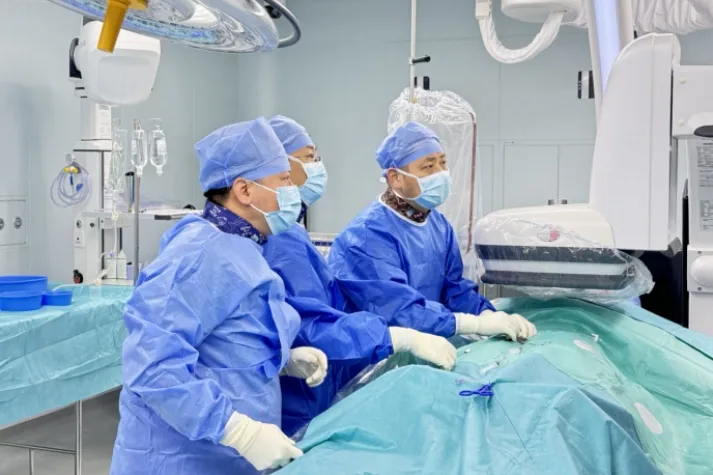 治疗肝癌新方法！搭载“核弹头”的Y90玻璃微球肿瘤介入术落地应用