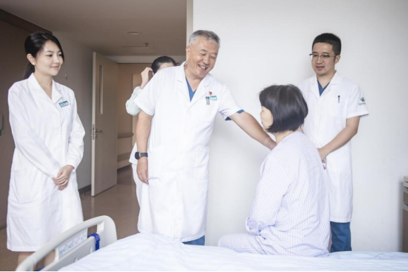 海南省肿瘤医院胆管结石治疗迎来新突破  保胆取石 不做“无胆”英雄