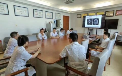 舌再造手术助飞行员翱翔蓝天