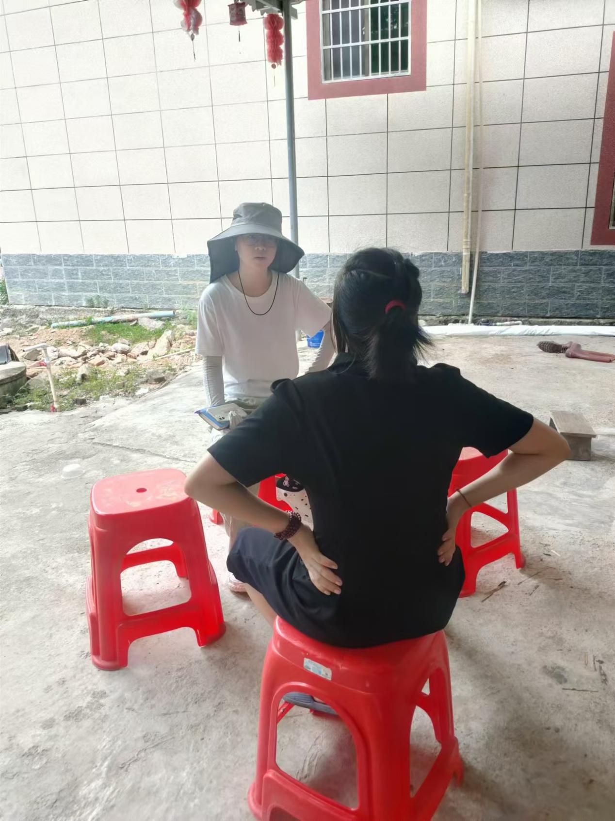 海南医科大学“照护心晴”团队开展暑期“三下乡”实践活动