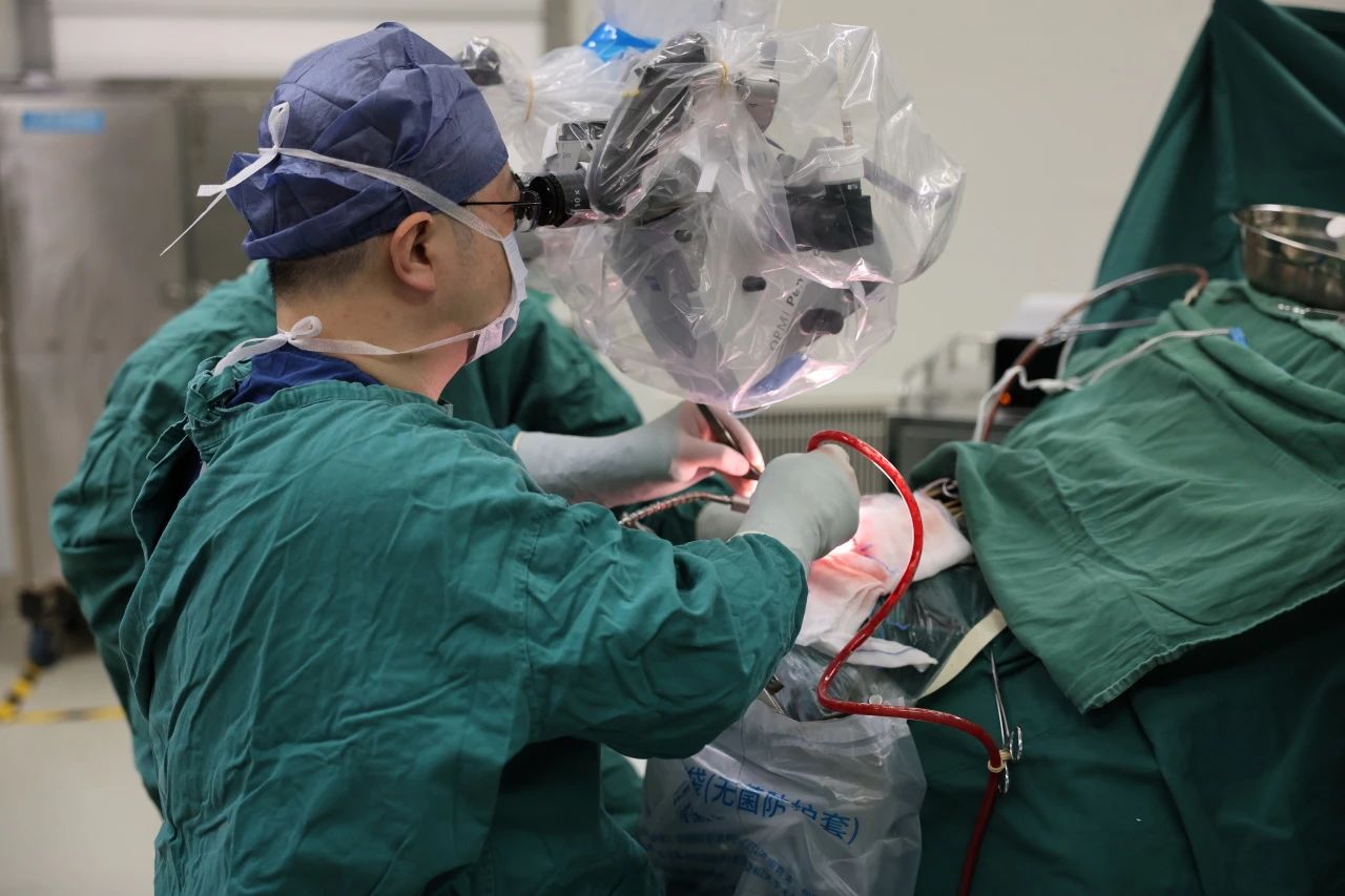 3天7台高难度颅底手术！北京天坛医院帮扶专家跨越千里的守护