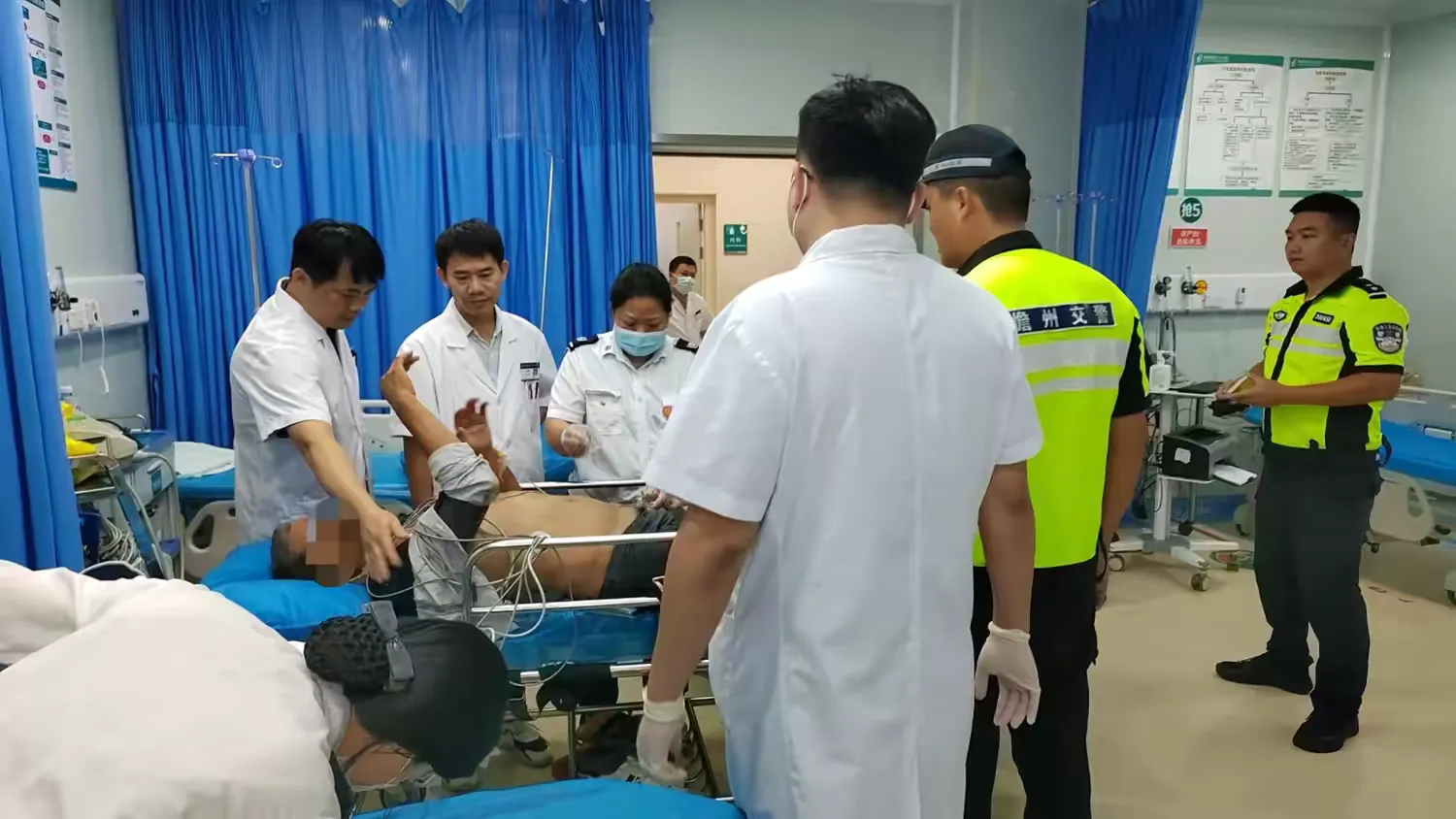 儋州：“警医联动”紧急救治  全力以赴守护生命