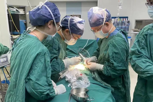 从“微创”走向“无痕” !海南省人民医院妇科经脐单孔腹腔镜技术让腹壁美丽“无痕”