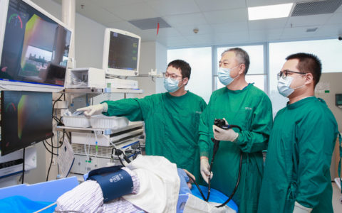 罕见！六旬男子胃肠镜检查“揪”出5处早癌