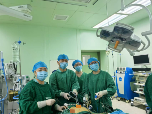 解放军总医院海南医院妇产科成功为87岁高龄患者实施子宫脱垂手术