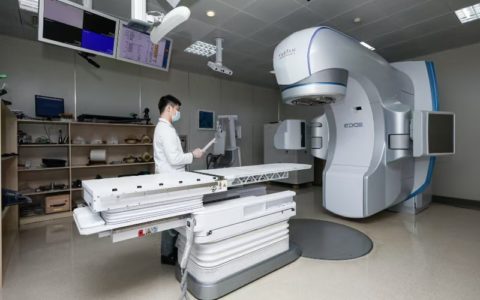 填补省内空白，巧手“拆弹”！海南省人民医院完成海南首例肝移植联合下腔静脉-心房取栓术