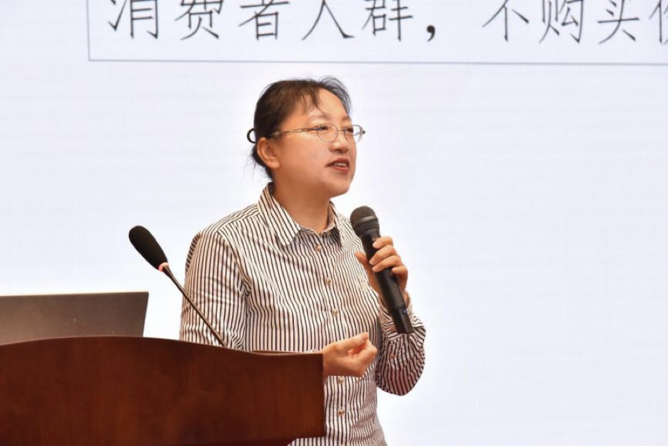 海口芳园 健康中国50人论坛举办元宵茶话会