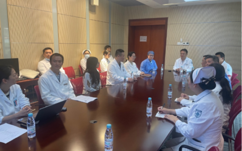 超显微技术“点亮”记忆！海南省人民医院成功开展阿尔茨海默病患者淋巴静脉吻合术