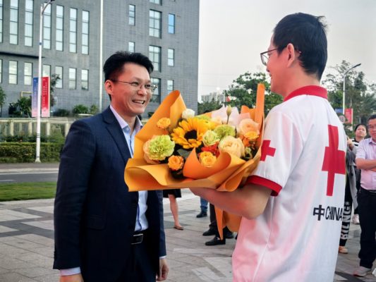 海医二院隆重举行援非医疗队凯旋欢迎仪式——致敬白衣使命担当 续写中非友谊篇章