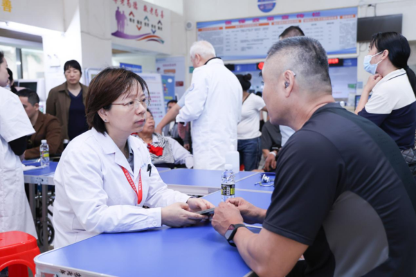 精勤弘德 护佑桑榆晚境 | 中国康复医学会标准委员会海口康复服务行圆满收官