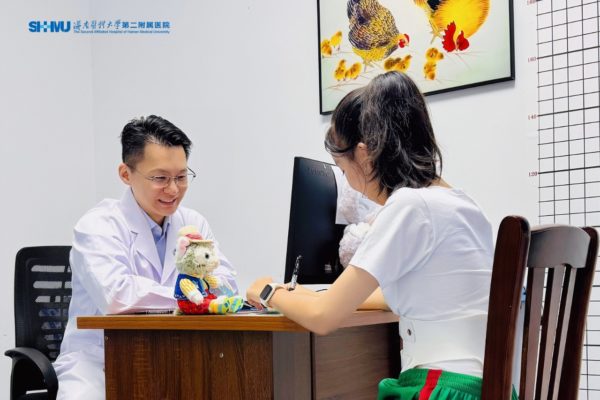 中国青年五四奖章、新时代青年先锋奖评选揭晓！海医二院陈焕雄入选！